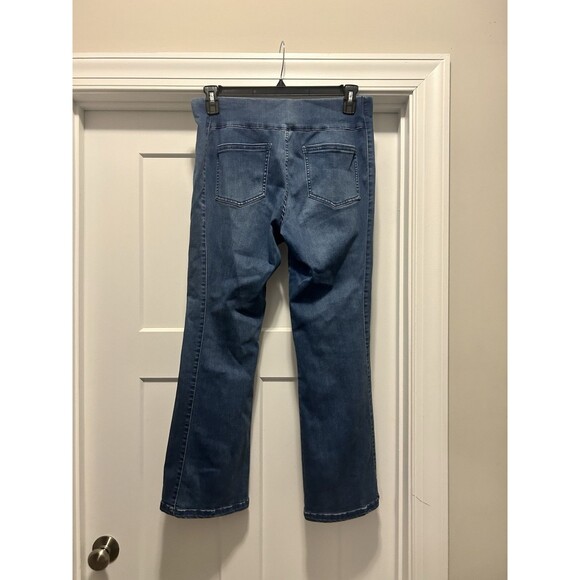 G.I.L.I. Women's Petite Pants Jeans Size 14P Pull On Denim Blue Boot Cut Stretch - Picture 7 of 7